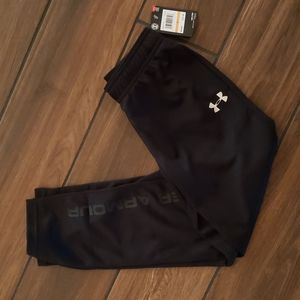 Boys black Under Armour pants